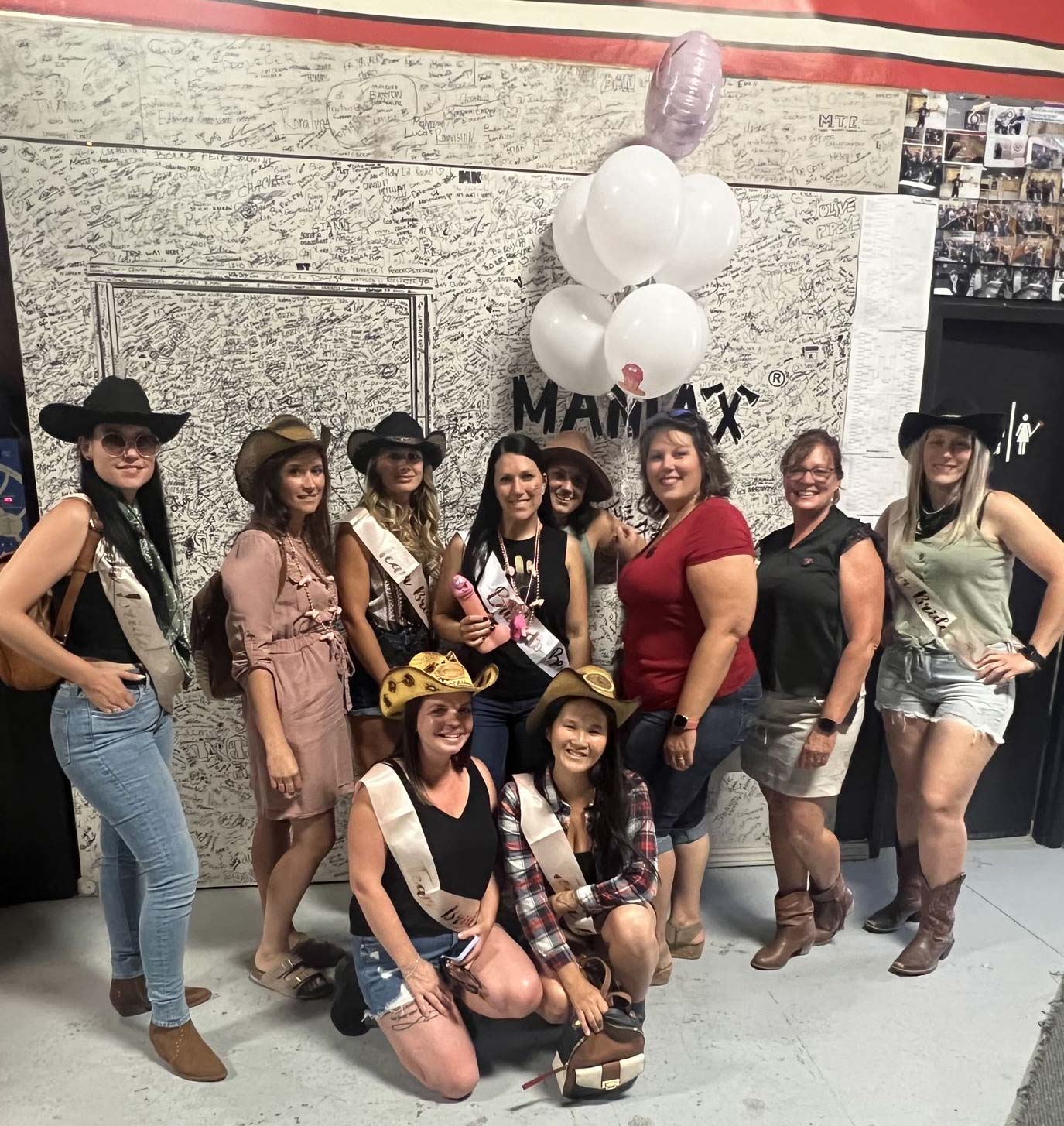 Maniax Laval / Axe Throwing / Bachelorette Party